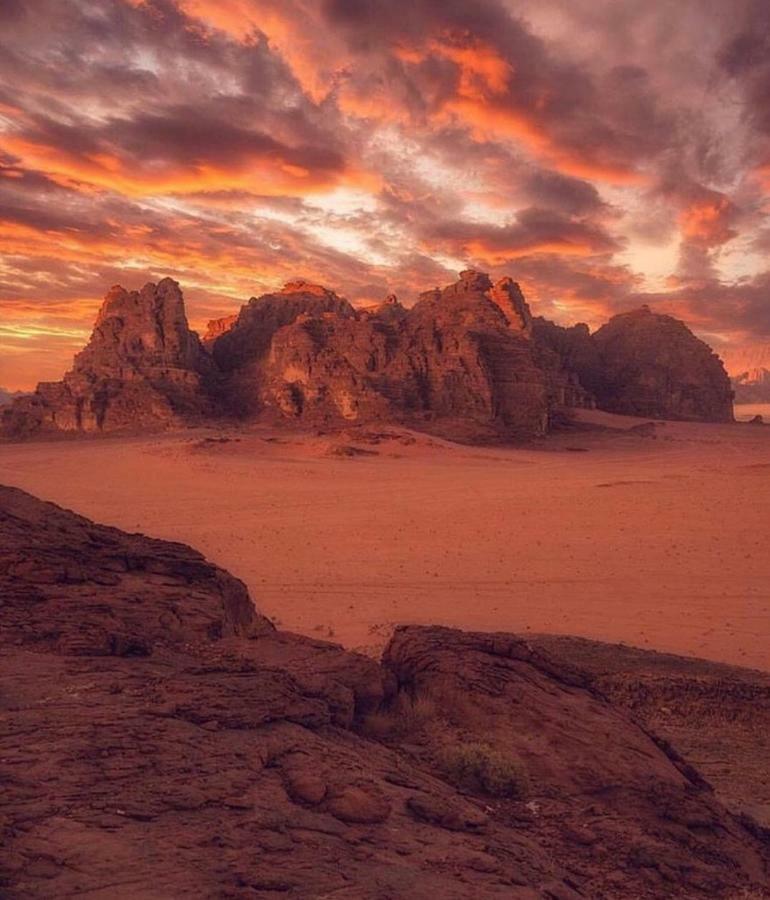 Wadi Rum Moon Camp Екстер'єр фото