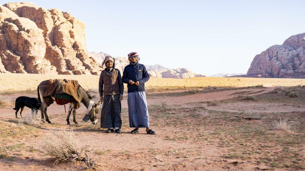 Wadi Rum Moon Camp Екстер'єр фото